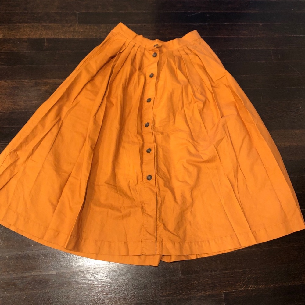 Mustard H&M skirt | size 8